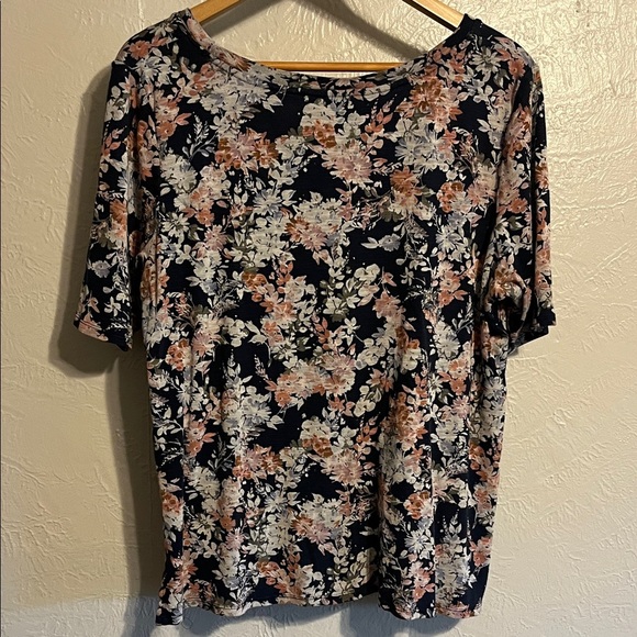 J. Jill 100% Pima Cotton Navy Floral Women's Top Large - Picture 6 of 6